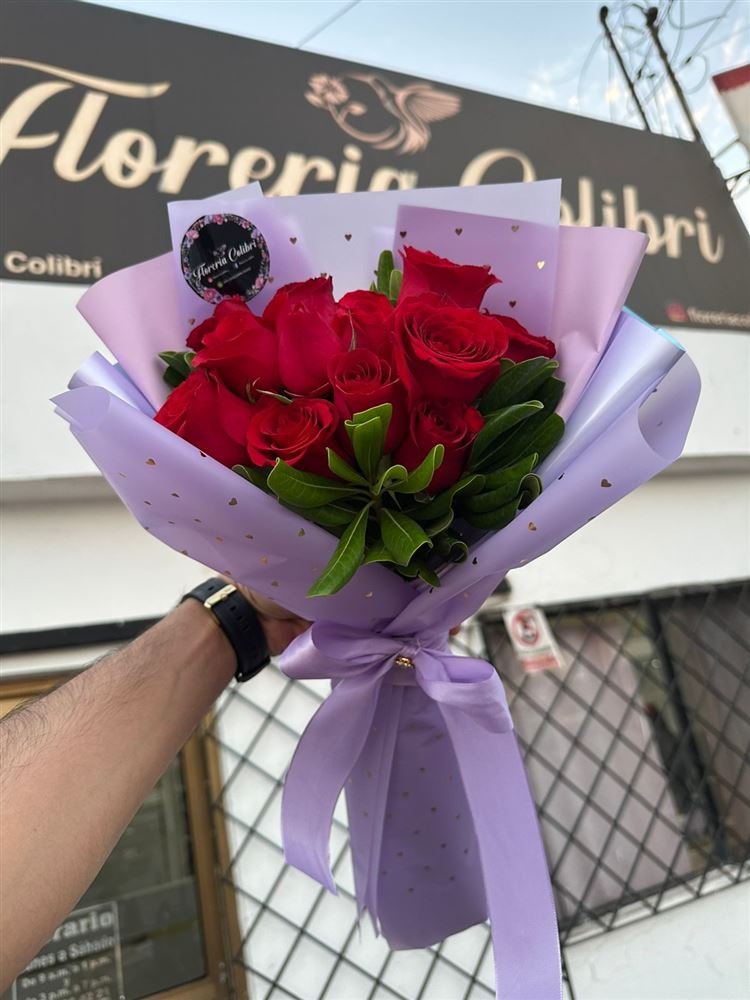 Valentina, docena de rosas rojas